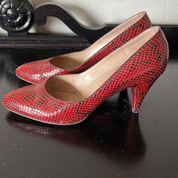 Vintage Bruno Magli Red Snake Skin Heels - Picture 7 of 11
